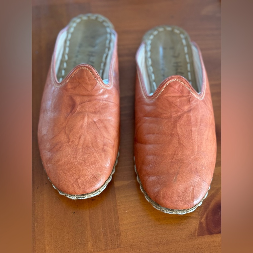 7 Hills Living Cognac Leather Flat Mules Size 9 1/2